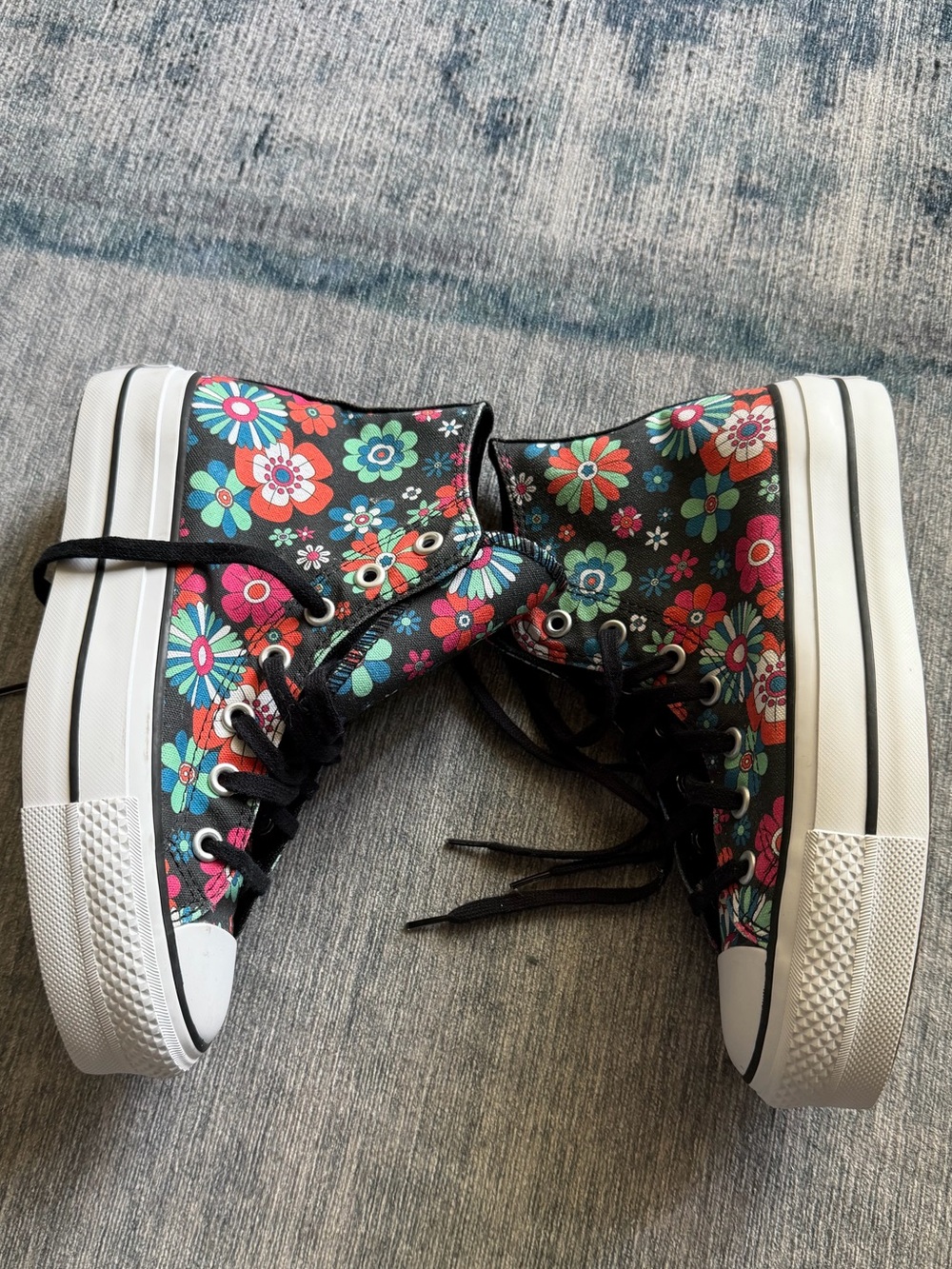 Converse Black Floral High-Top Platform Sneakers with Multicolor Flowers - Picture 3 of 6